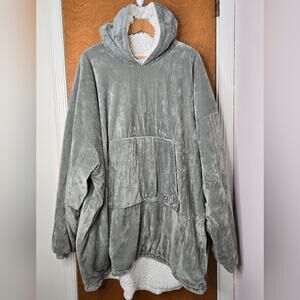 *the Comfy* Gray Oversized Hoodie One Size